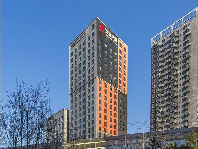 云南轮胎式起重机生产厂家