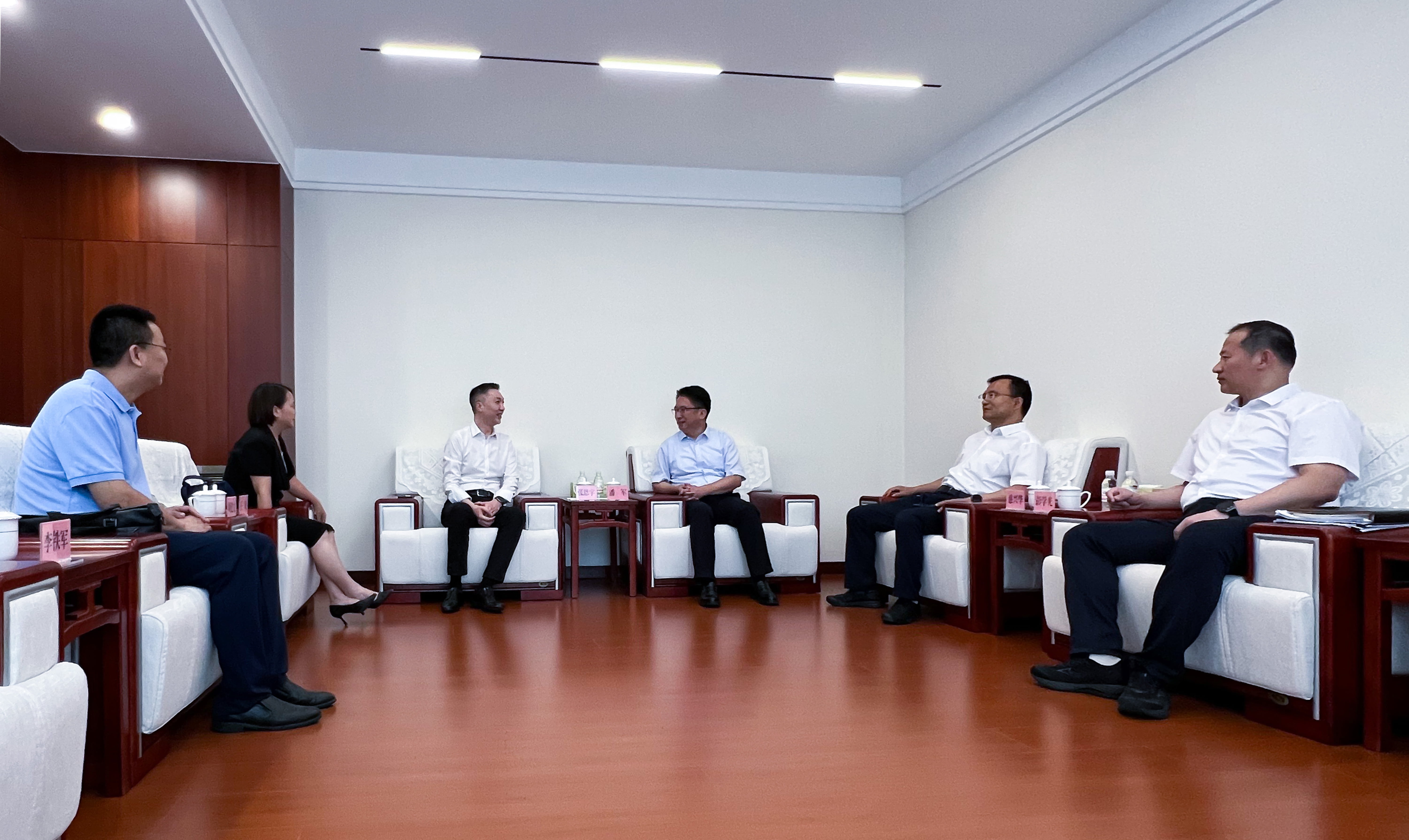 凯发com总裁一行赴中石化经纬有限公司交流(图1)